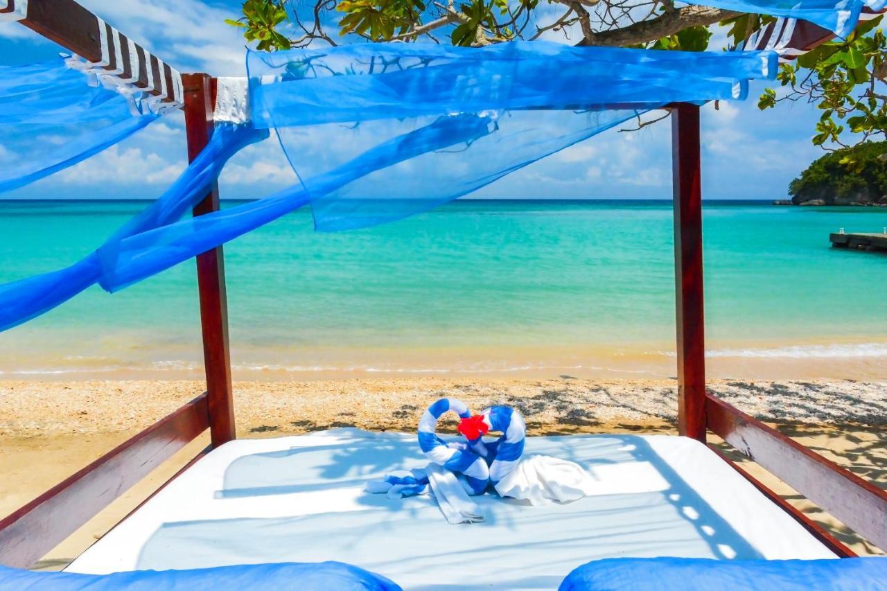 Sand And Tan Beach Hotel Ocho Rios Exterior foto