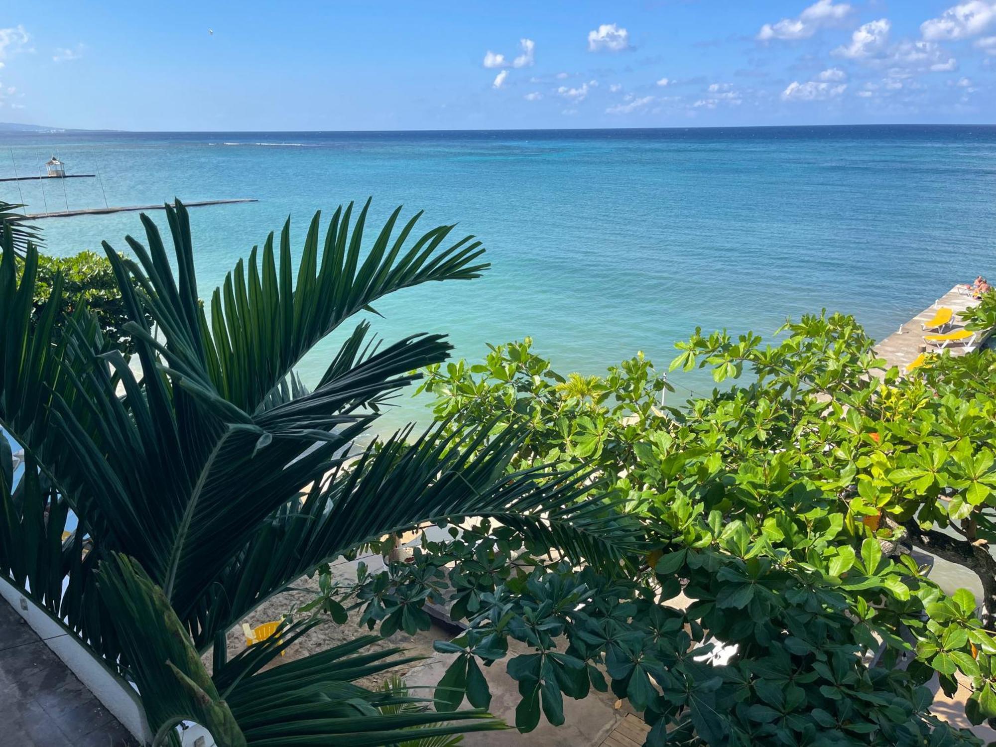 Sand And Tan Beach Hotel Ocho Rios Exterior foto